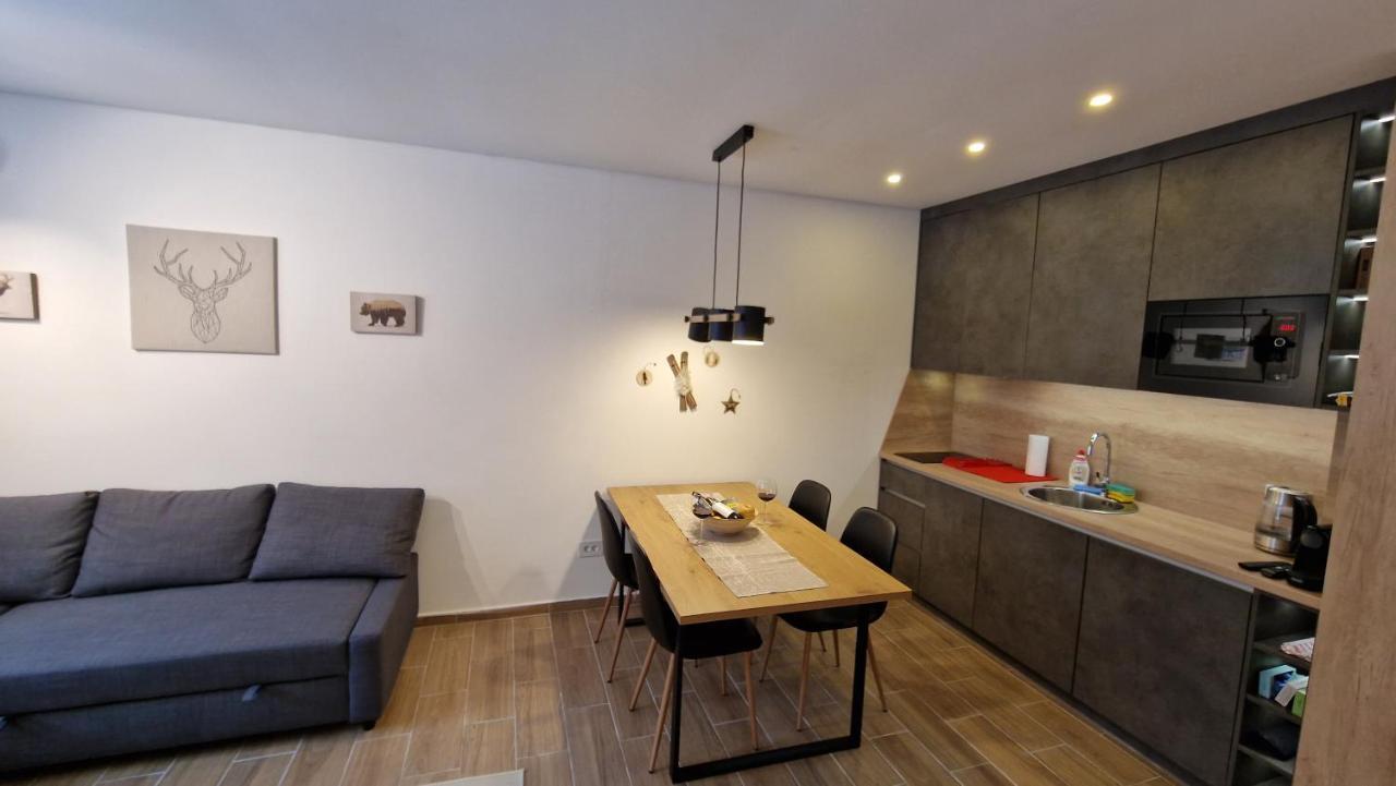 Apartament Xenia *
